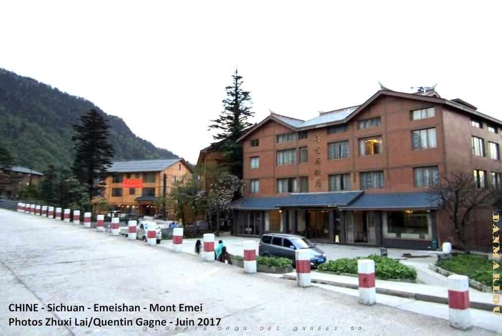 Emeishan 153.JPG